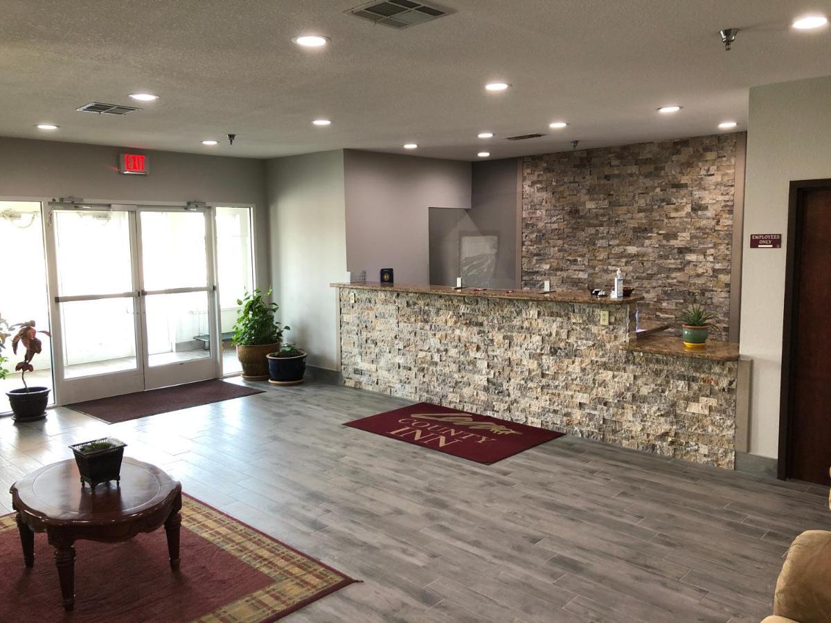 Lea County Inn ホッブズ エクステリア 写真