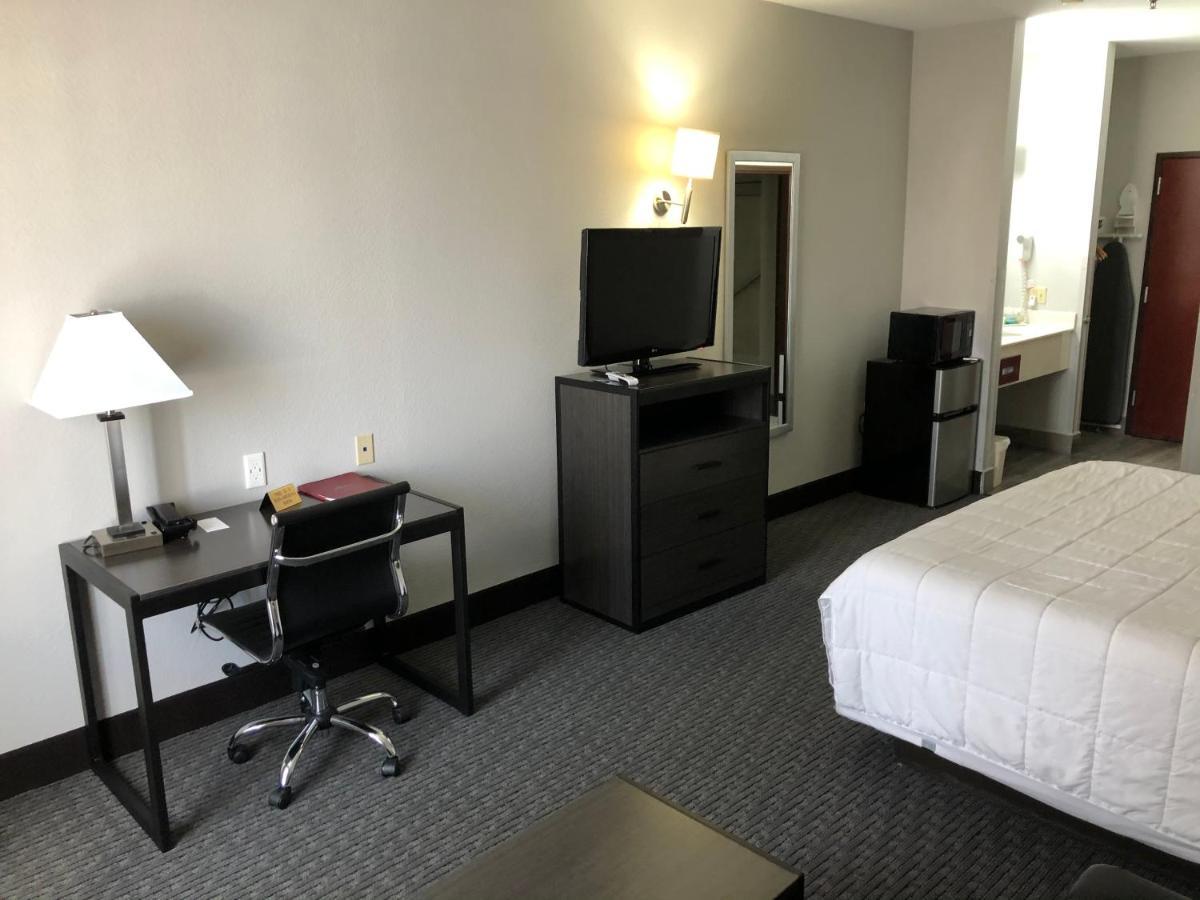 Lea County Inn ホッブズ エクステリア 写真